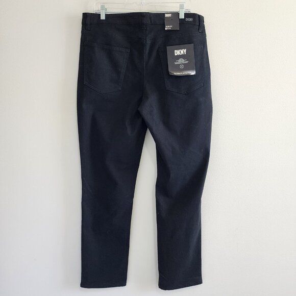 NWT DKNY Stanton Slim fit Jeans Mens 36x32 Black - Picture 2 of 9